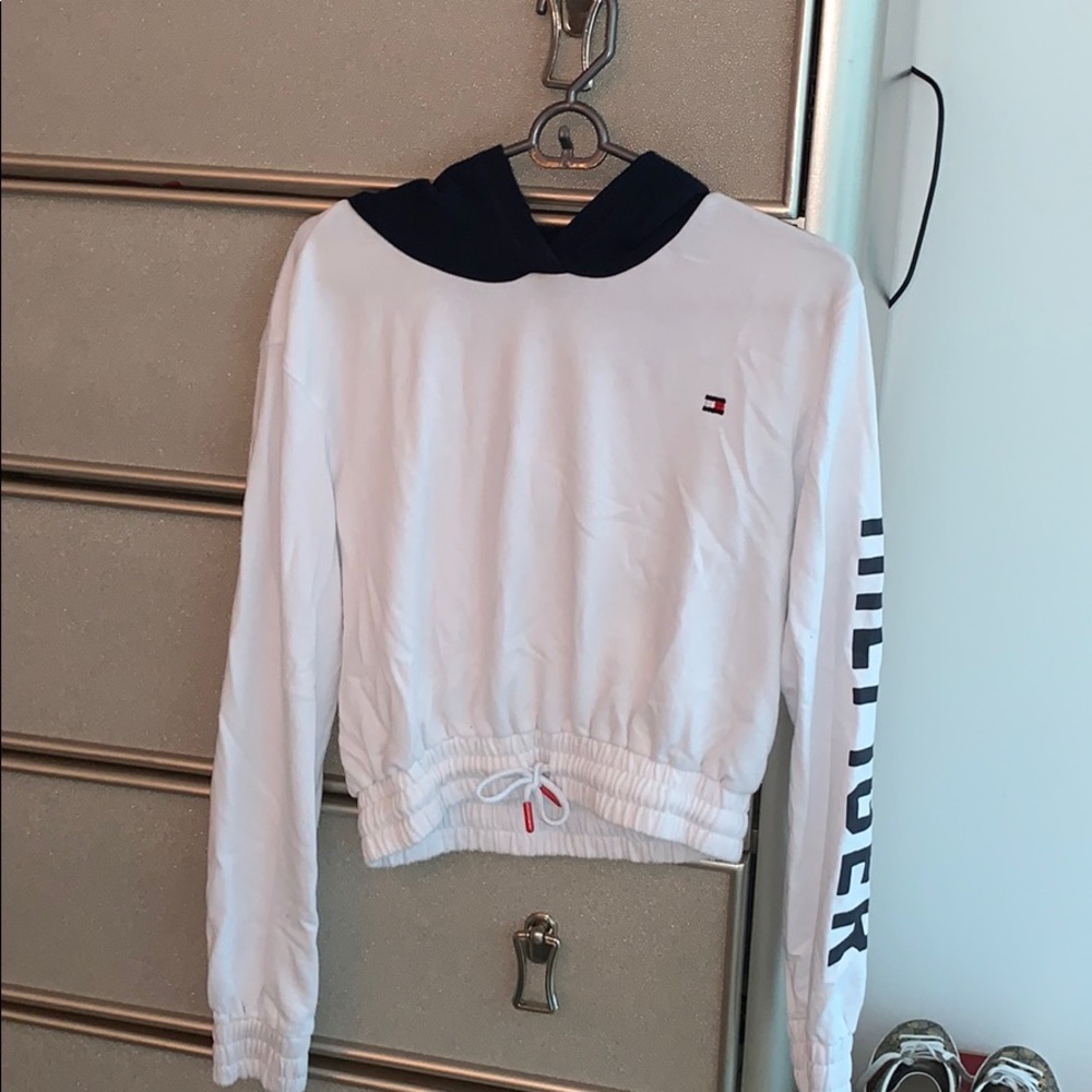 TOMMY HILFIGER CROPPED SWEATER